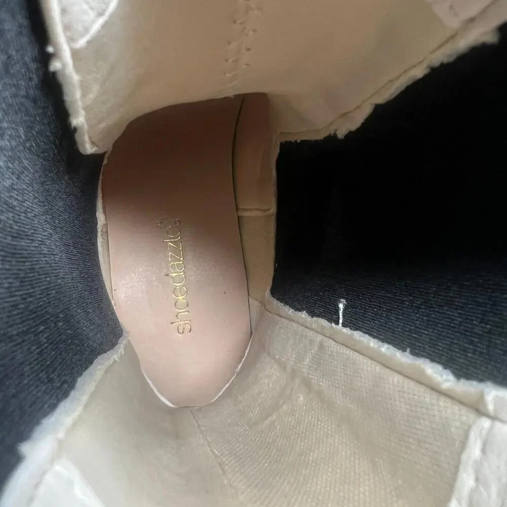 Shoedazzle Platform‎ Chelsea Boots Ivory Black 7.5 - Picture 11 of 11